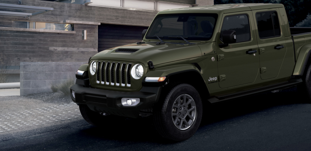 jeep_gladiator_safety_details_dsk_1208x587