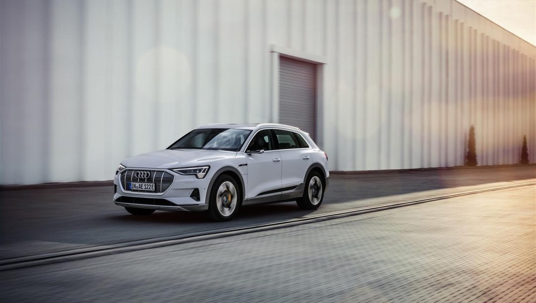 nuova-audi-e-tron-50-quattro-4-1080x611