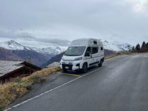 whatsapp-image-2025-12-01-at-11-01-11-1