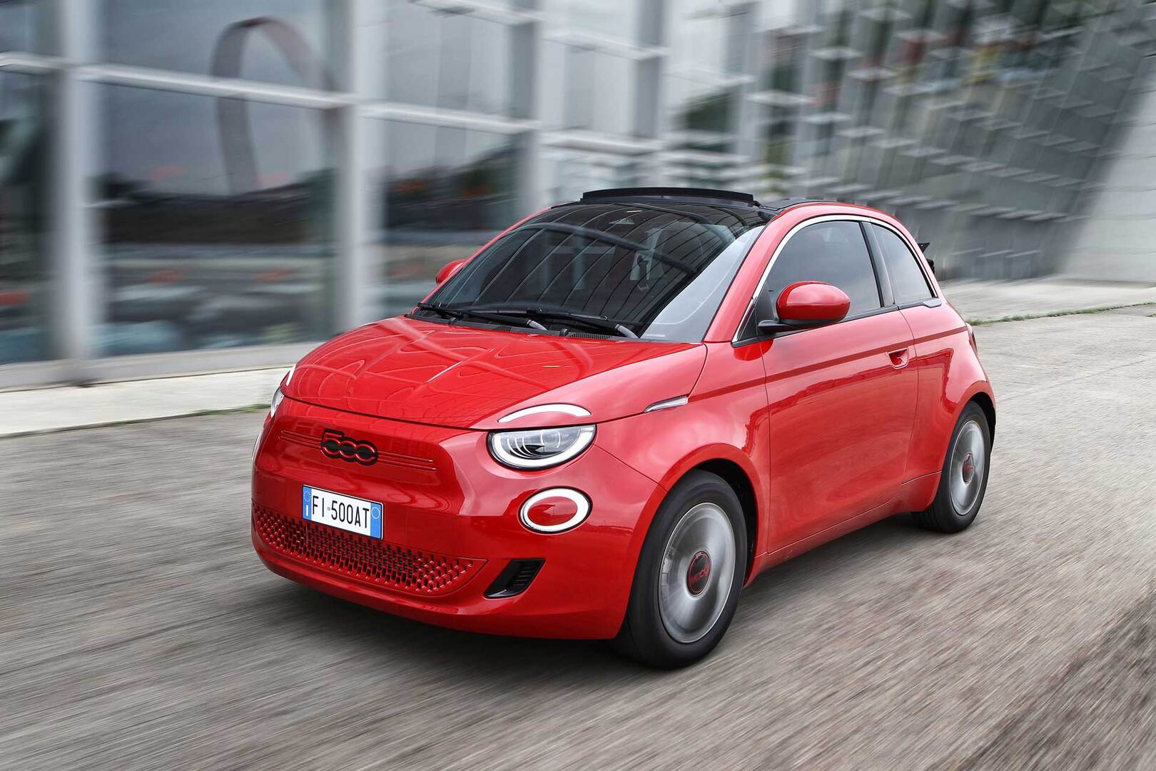 nuovafiat500red_low