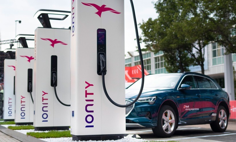 Ionity porta il prezzo della ricarica ultra veloce vetture elettrice come quelle sportive